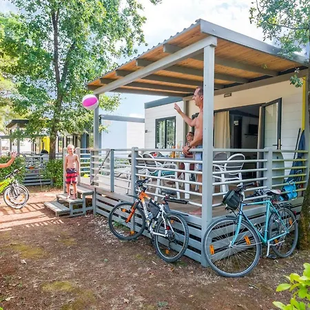 Mobile Homes Bi Village Vacanceselect Üdülőpark